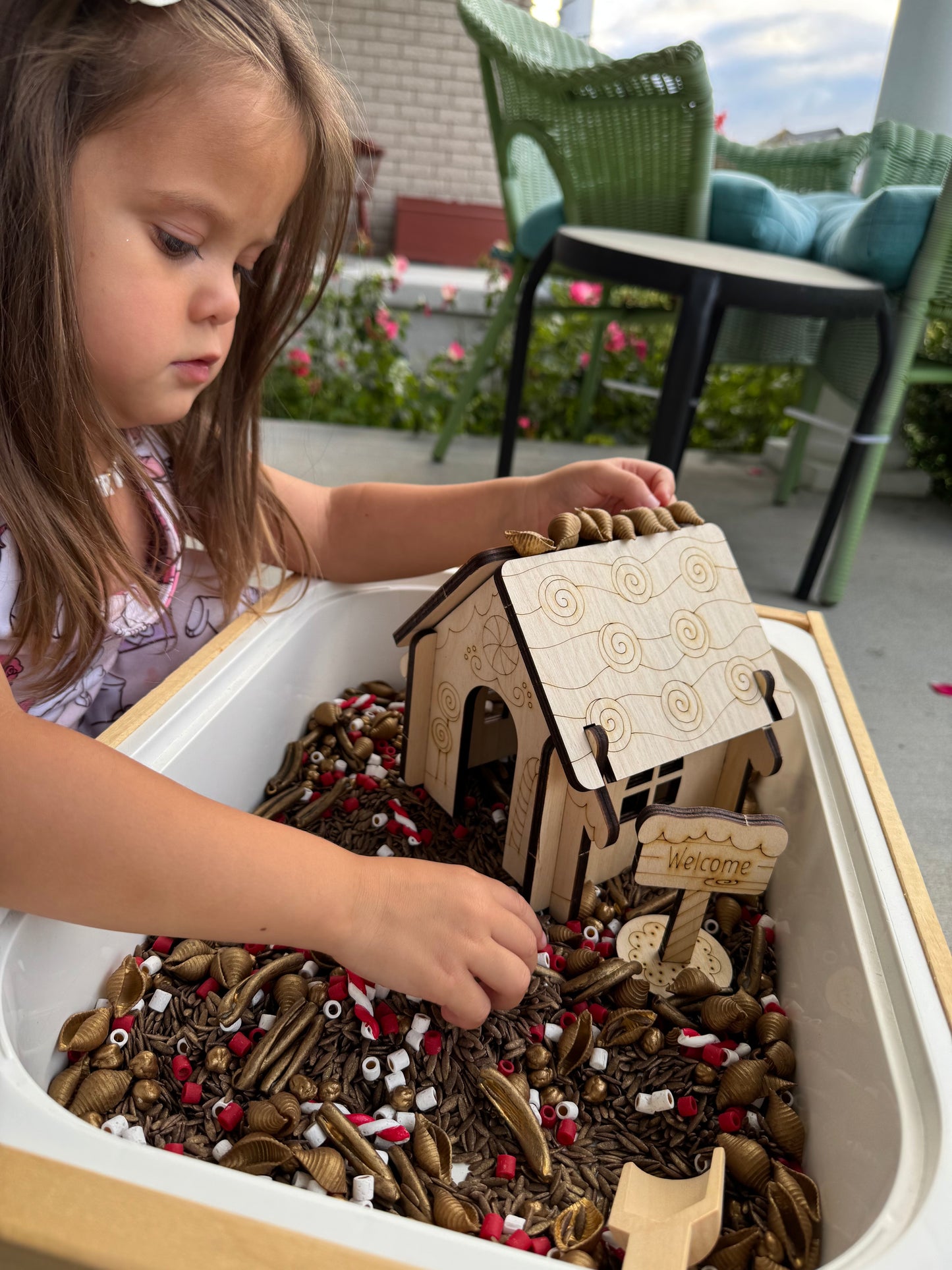 Wooden Gingerbread Paint Kit